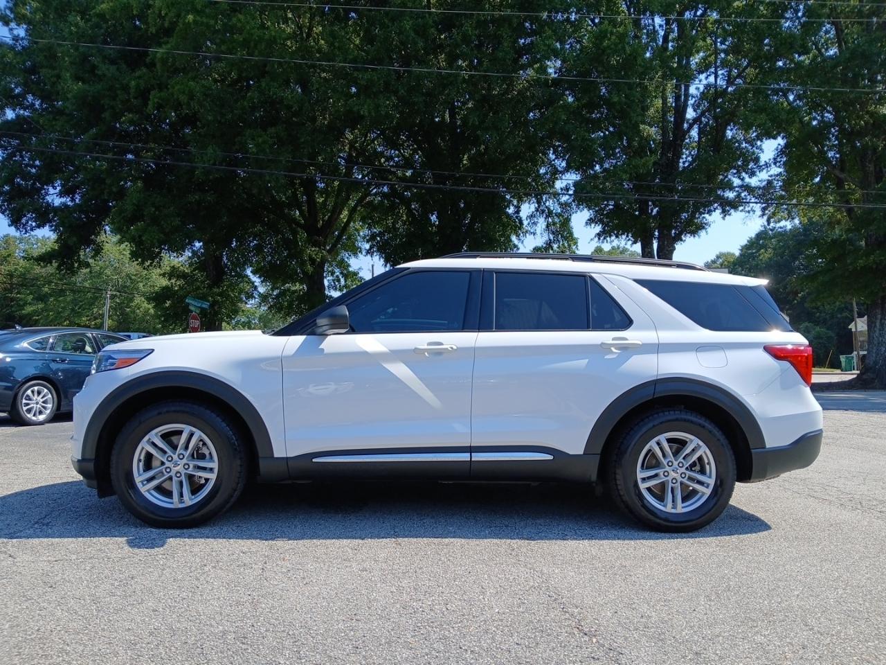 Ford Explorer XLT 2022