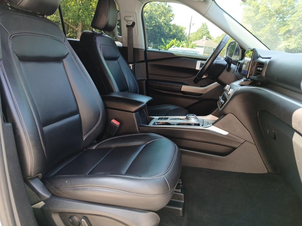 Ford Explorer XLT 2022
