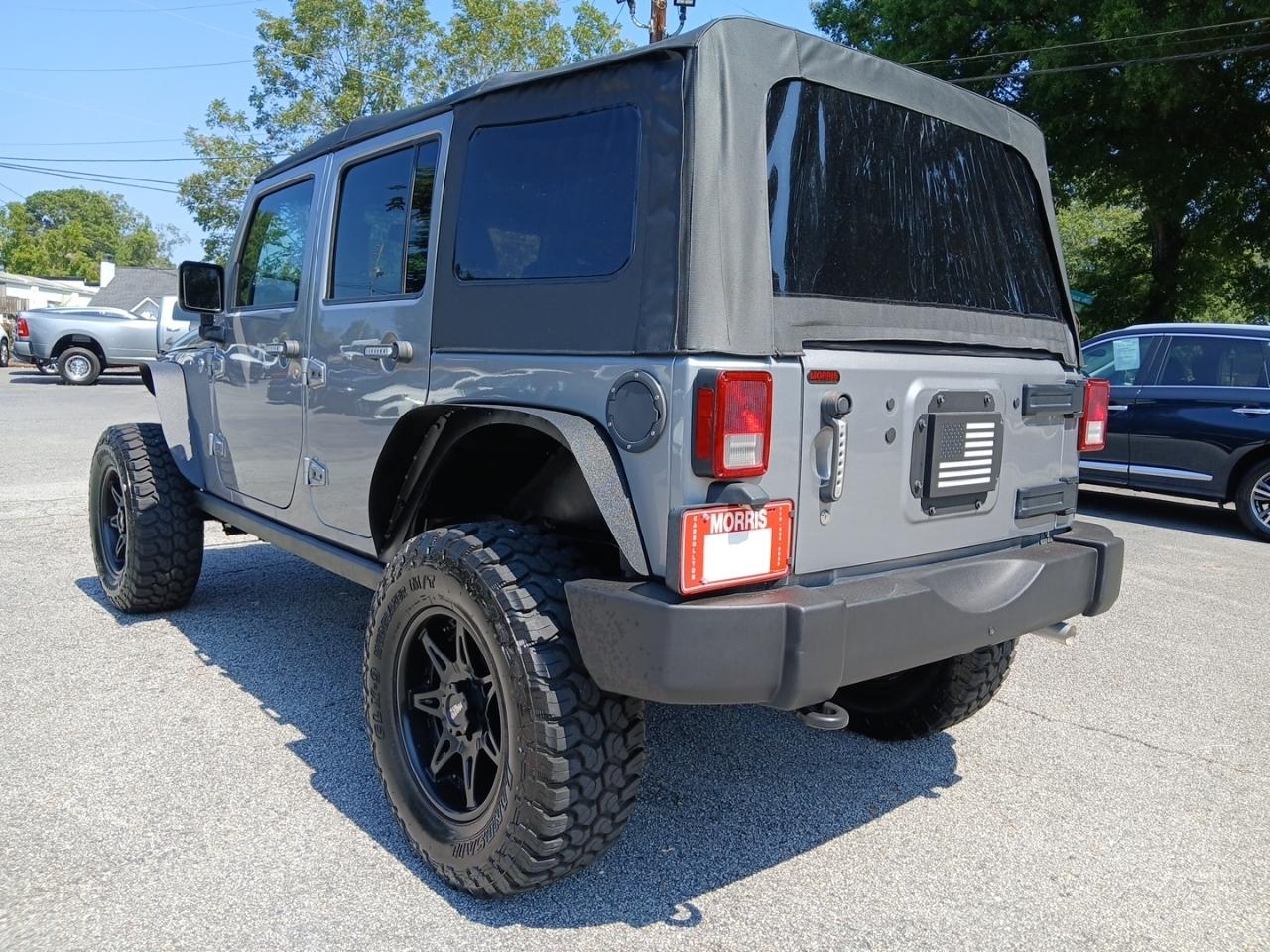 Jeep Wrangler Unlimited Sport 4WD 2017
