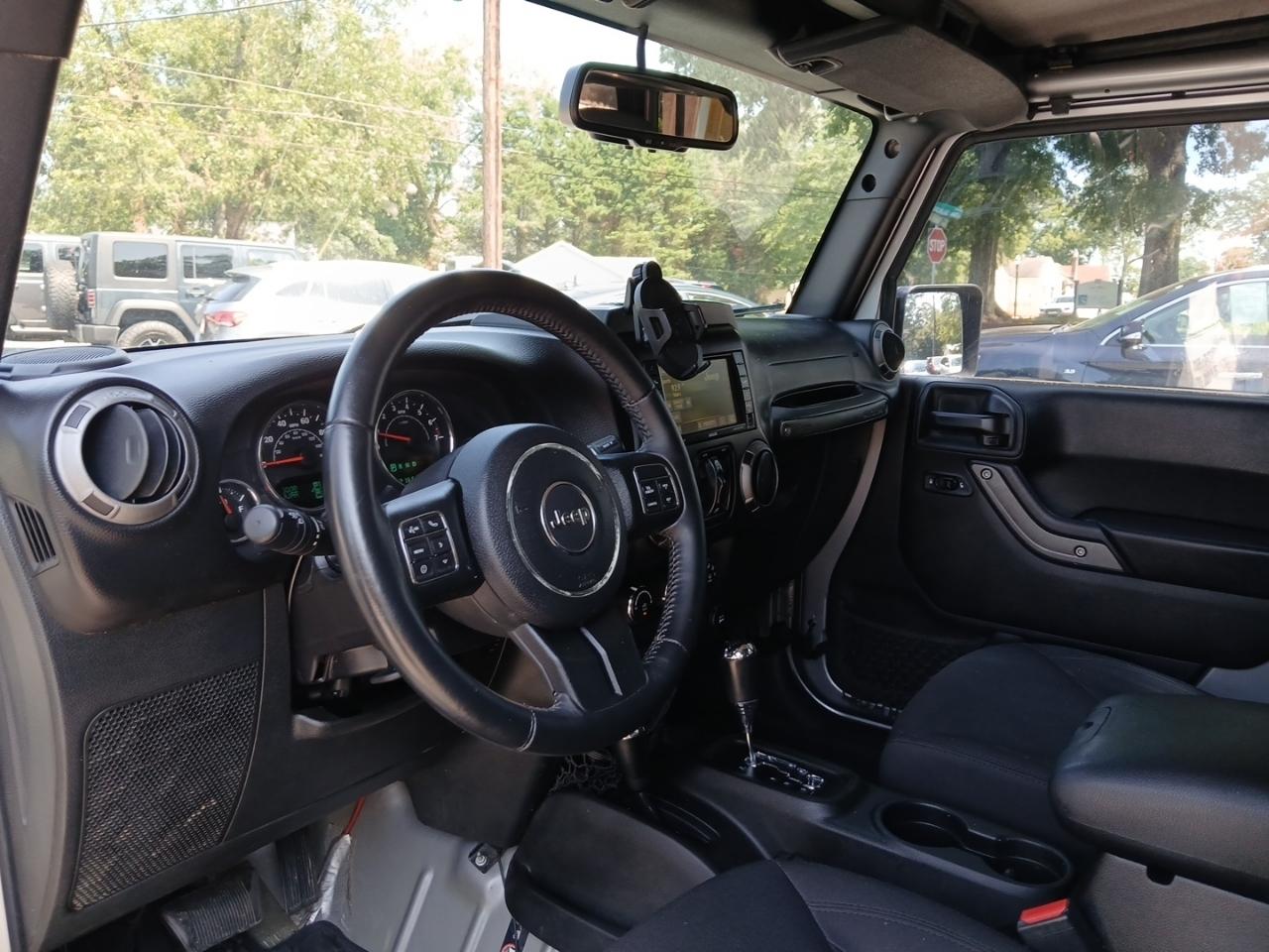 Jeep Wrangler Unlimited Sport 4WD 2017