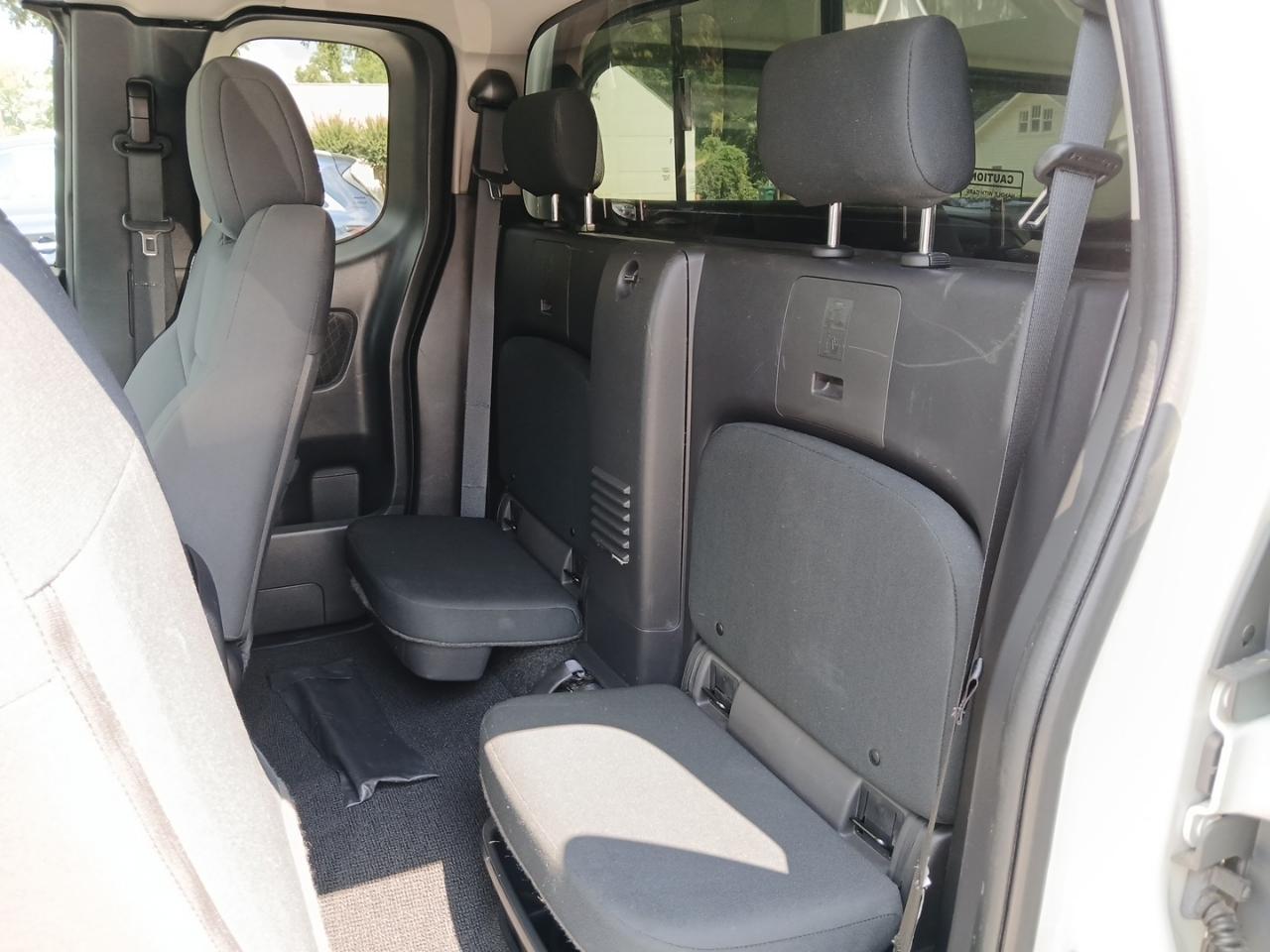 Nissan Frontier S King Cab 2WD 2022