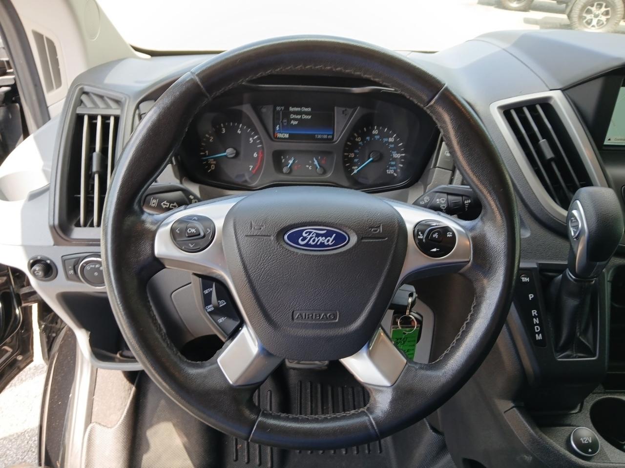 Ford Transit 350 Wagon Med. Roof XL w/Sliding Pass. 148-in. WB 2018