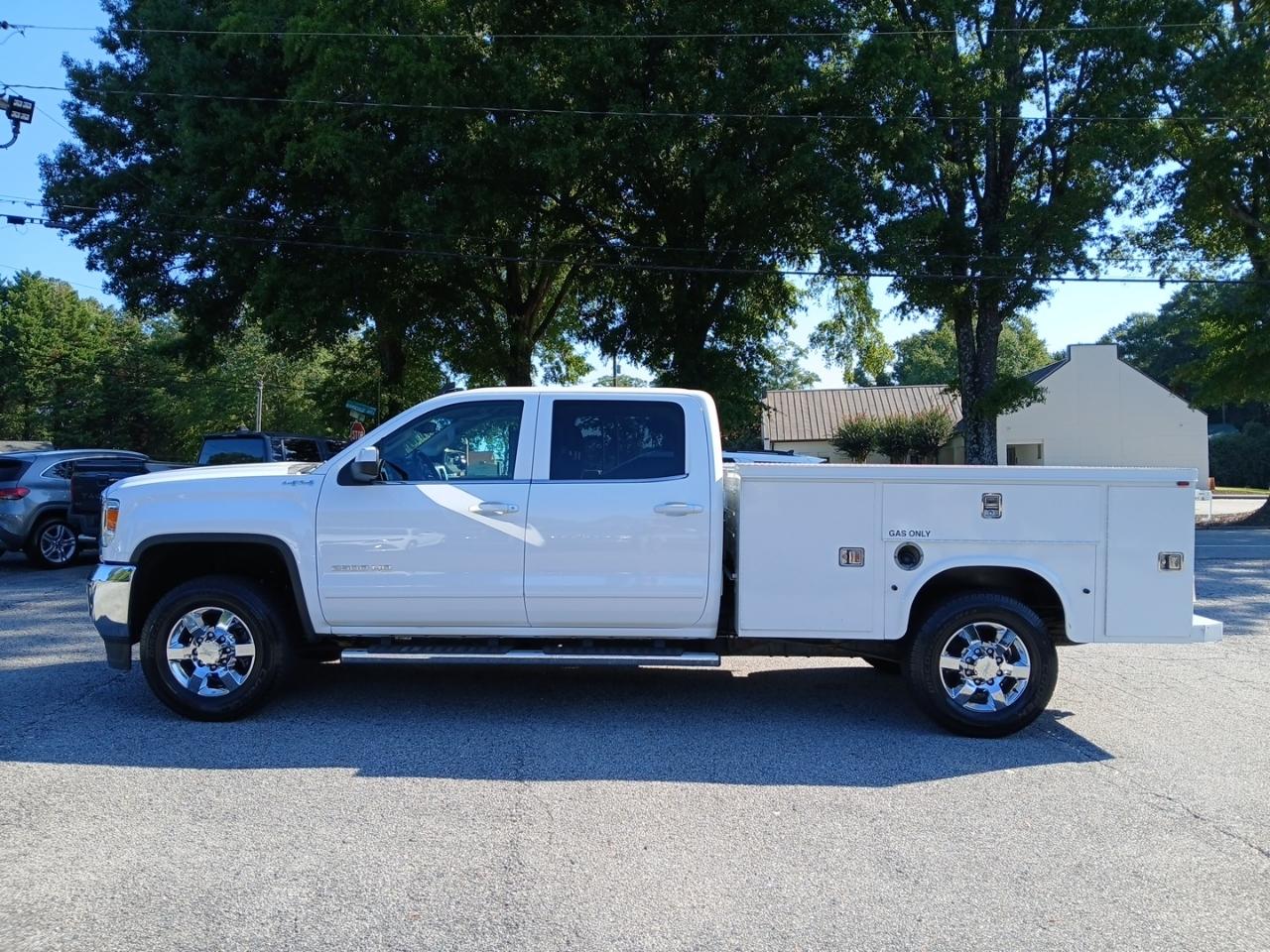 2019 GMC Sierra 2500HD 4WD Crew Cab 167.7" SLT