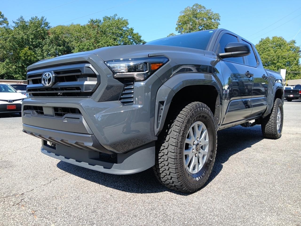 Toyota Tacoma SR Double Cab 4WD 2025