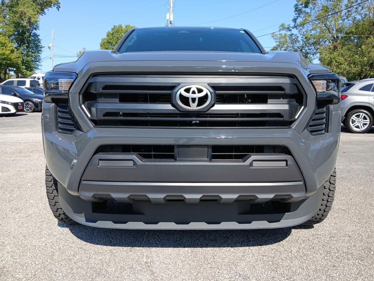 Toyota Tacoma SR Double Cab 4WD 2025