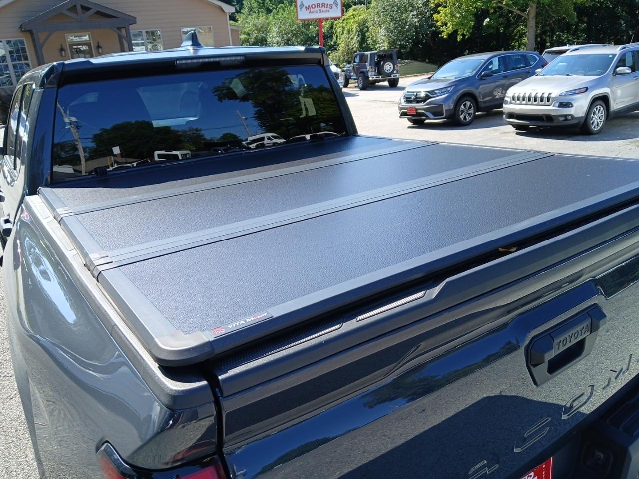 Toyota Tacoma SR Double Cab 4WD 2025