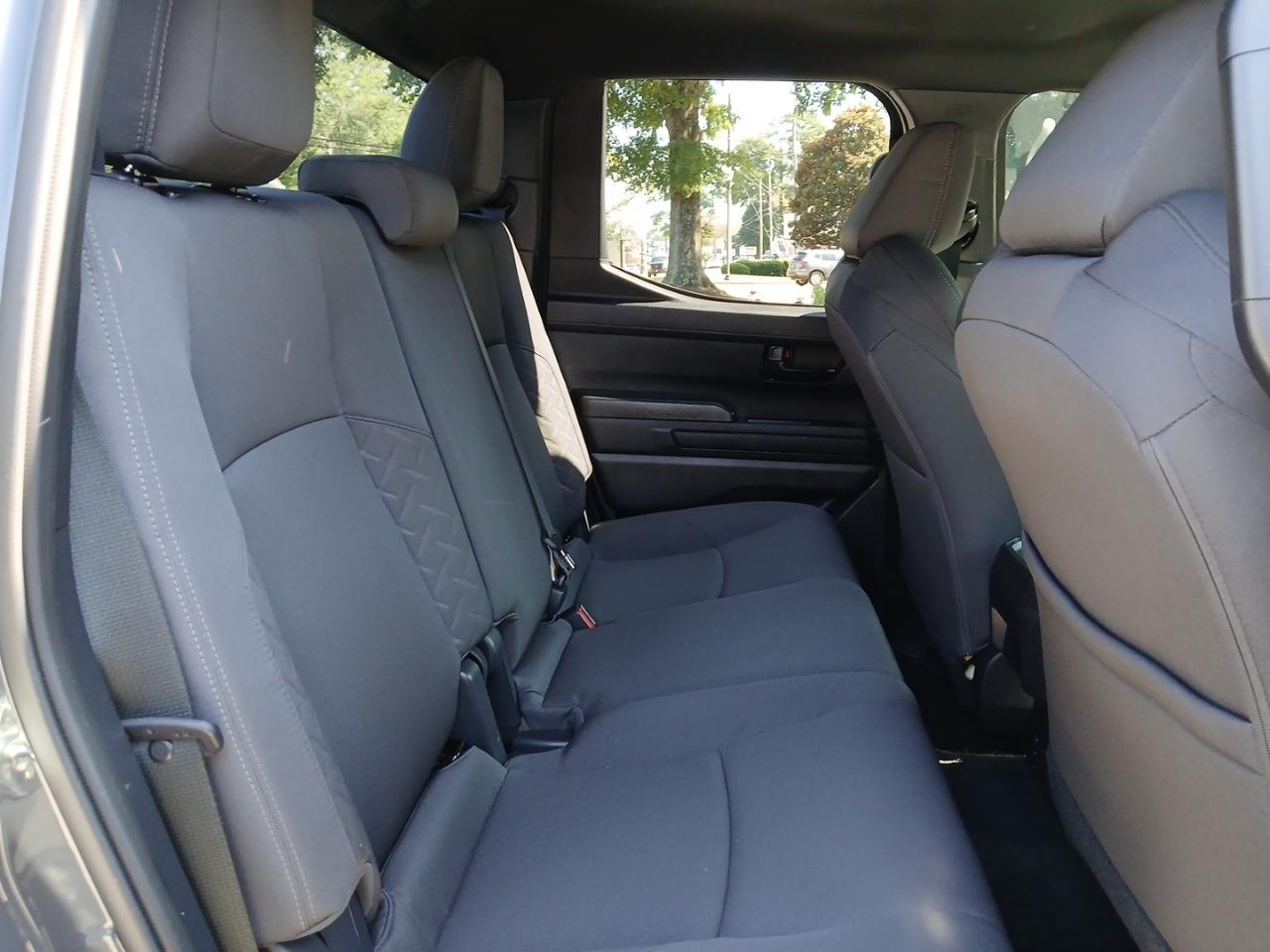 Toyota Tacoma SR Double Cab 4WD 2025