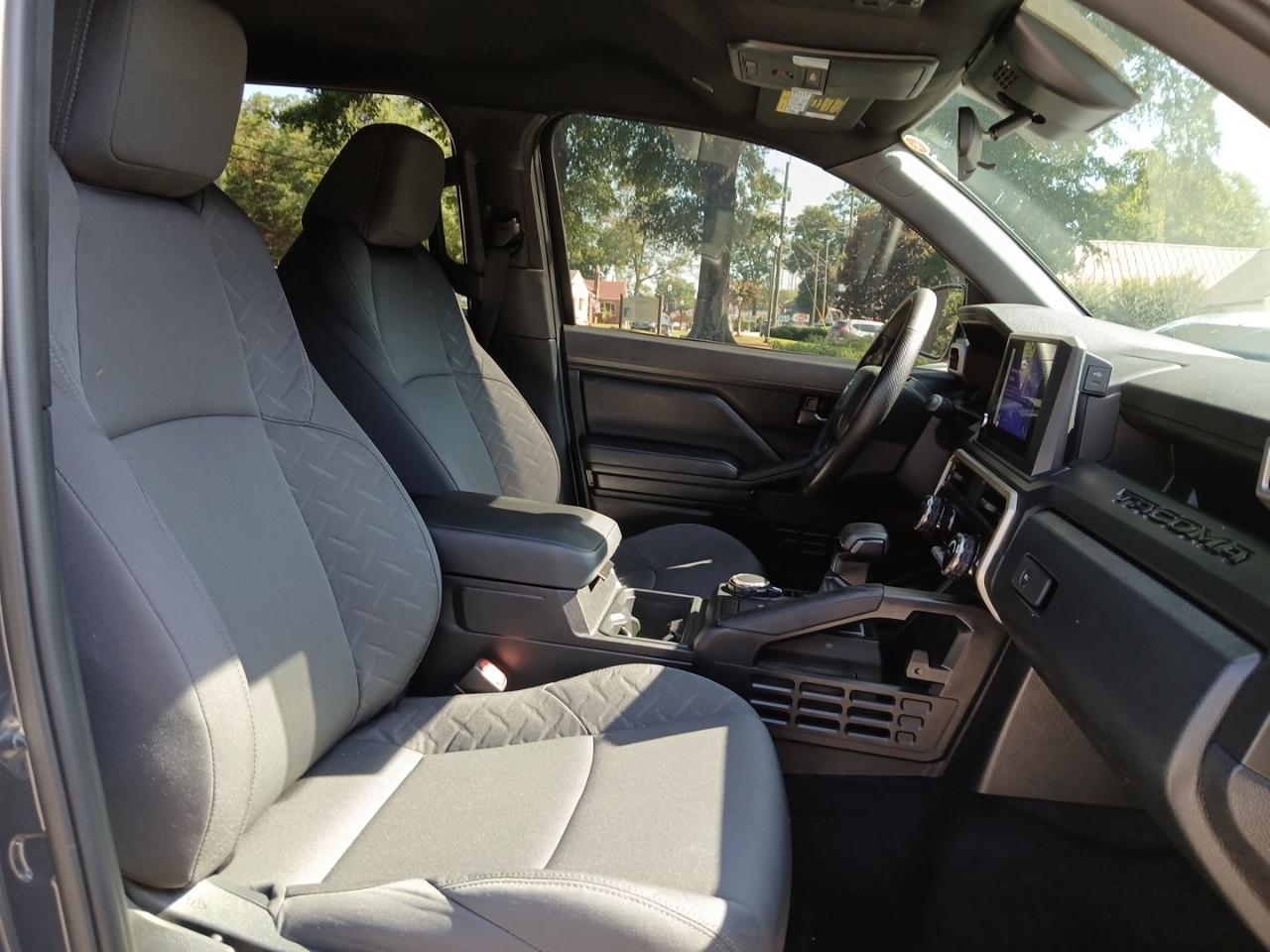 Toyota Tacoma SR Double Cab 4WD 2025
