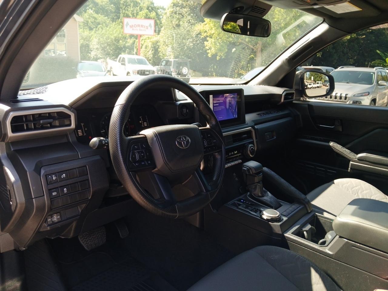 Toyota Tacoma SR Double Cab 4WD 2025