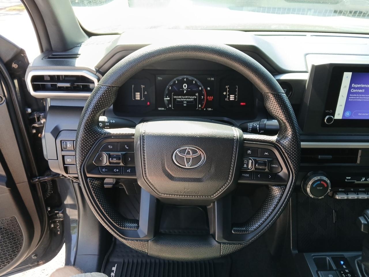 Toyota Tacoma SR Double Cab 4WD 2025