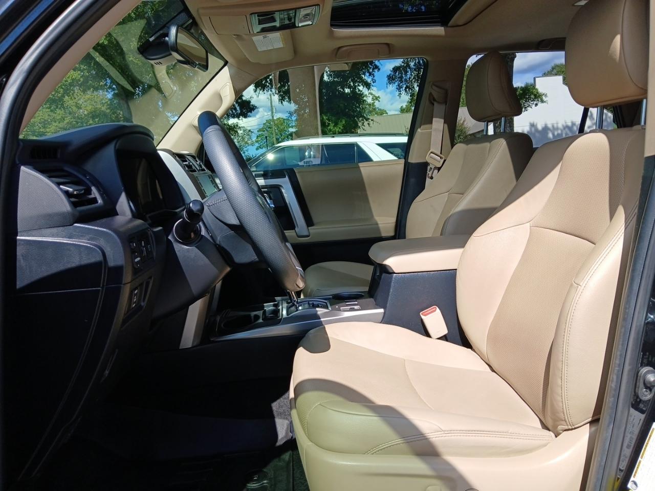 Toyota 4Runner Limited 2WD 2021