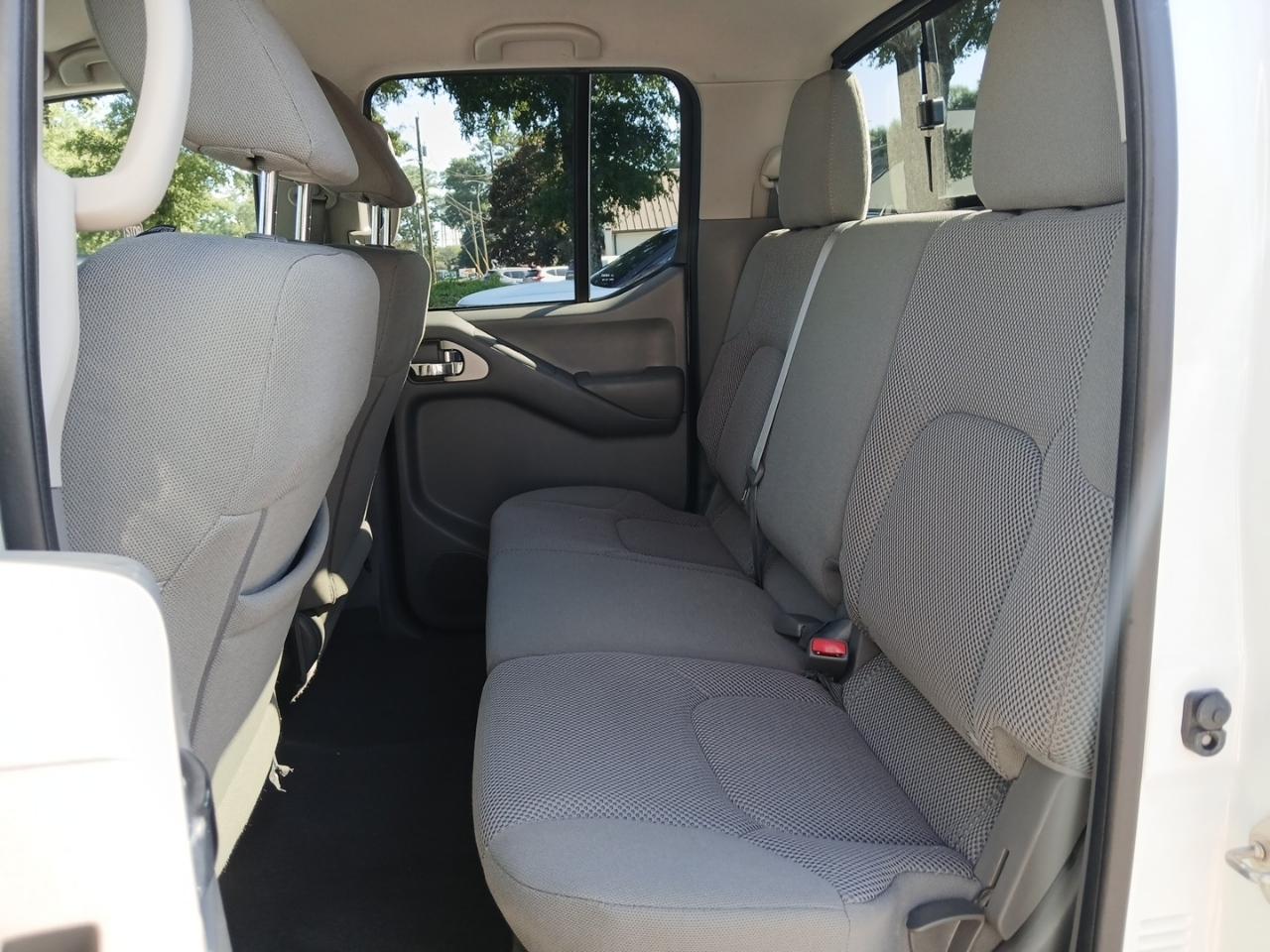 Nissan Frontier 4WD Crew Cab SWB Auto SV 2019