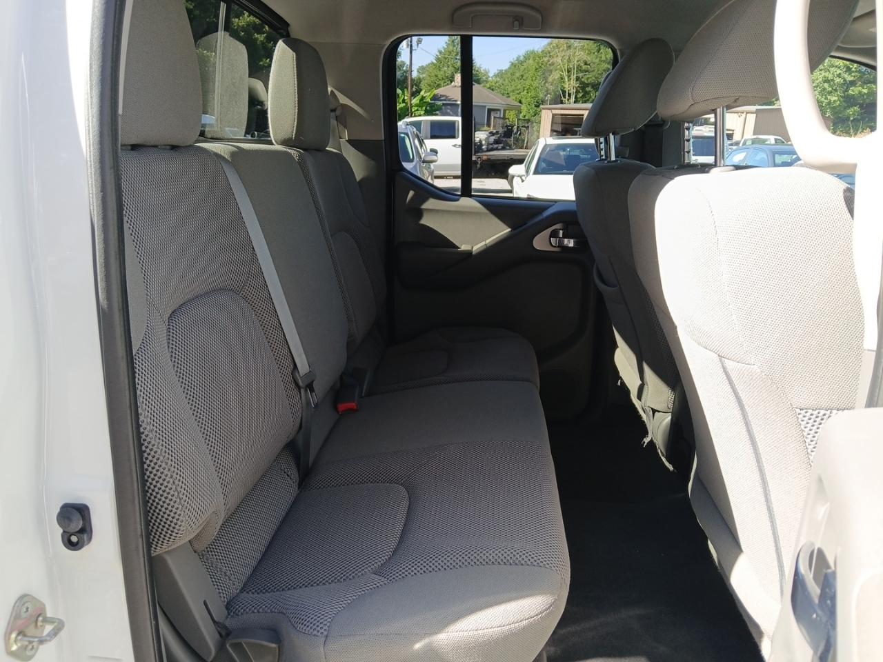 Nissan Frontier 4WD Crew Cab SWB Auto SV 2019