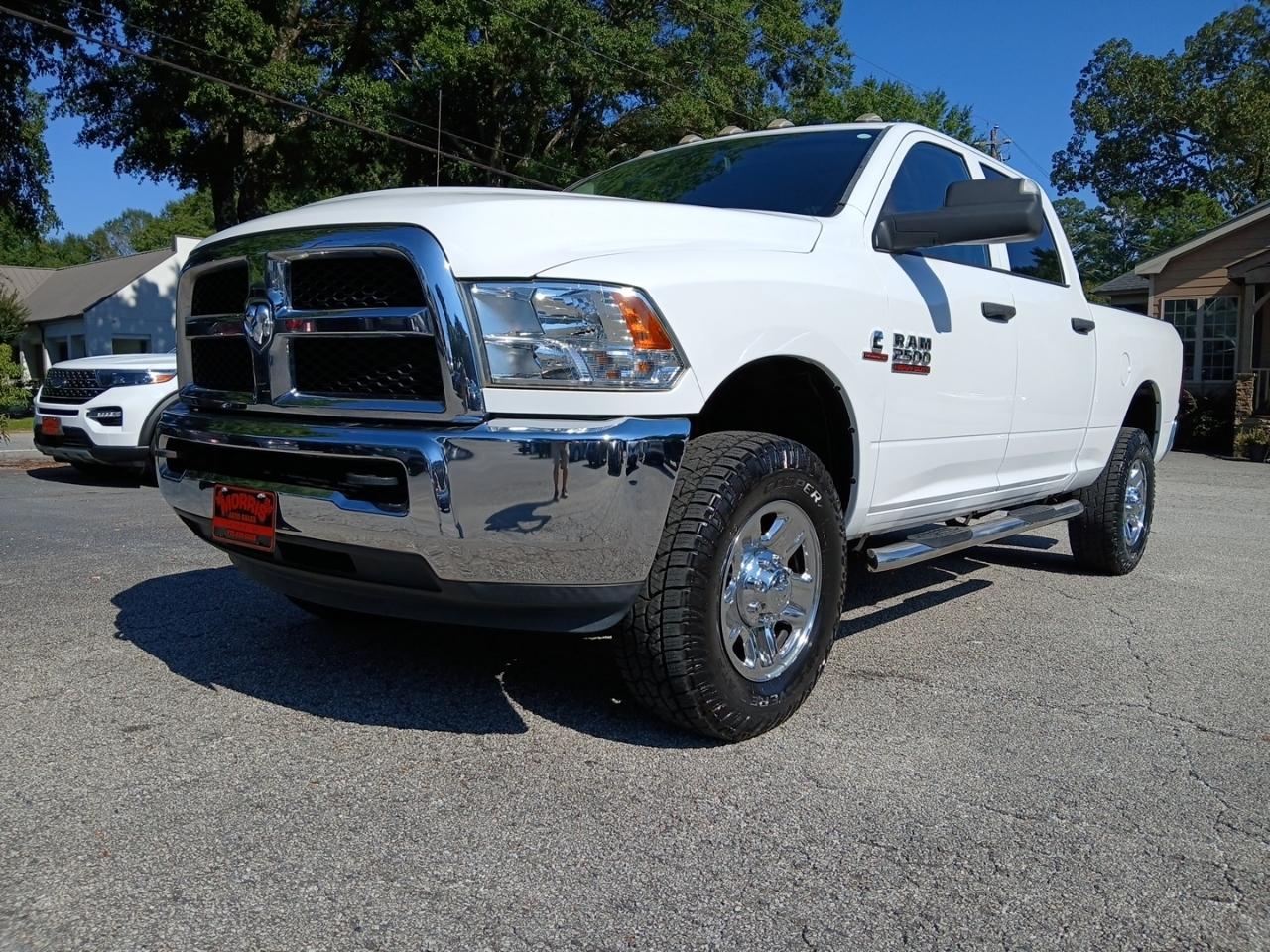 RAM 2500 Tradesman Crew Cab SWB 4WD 2017