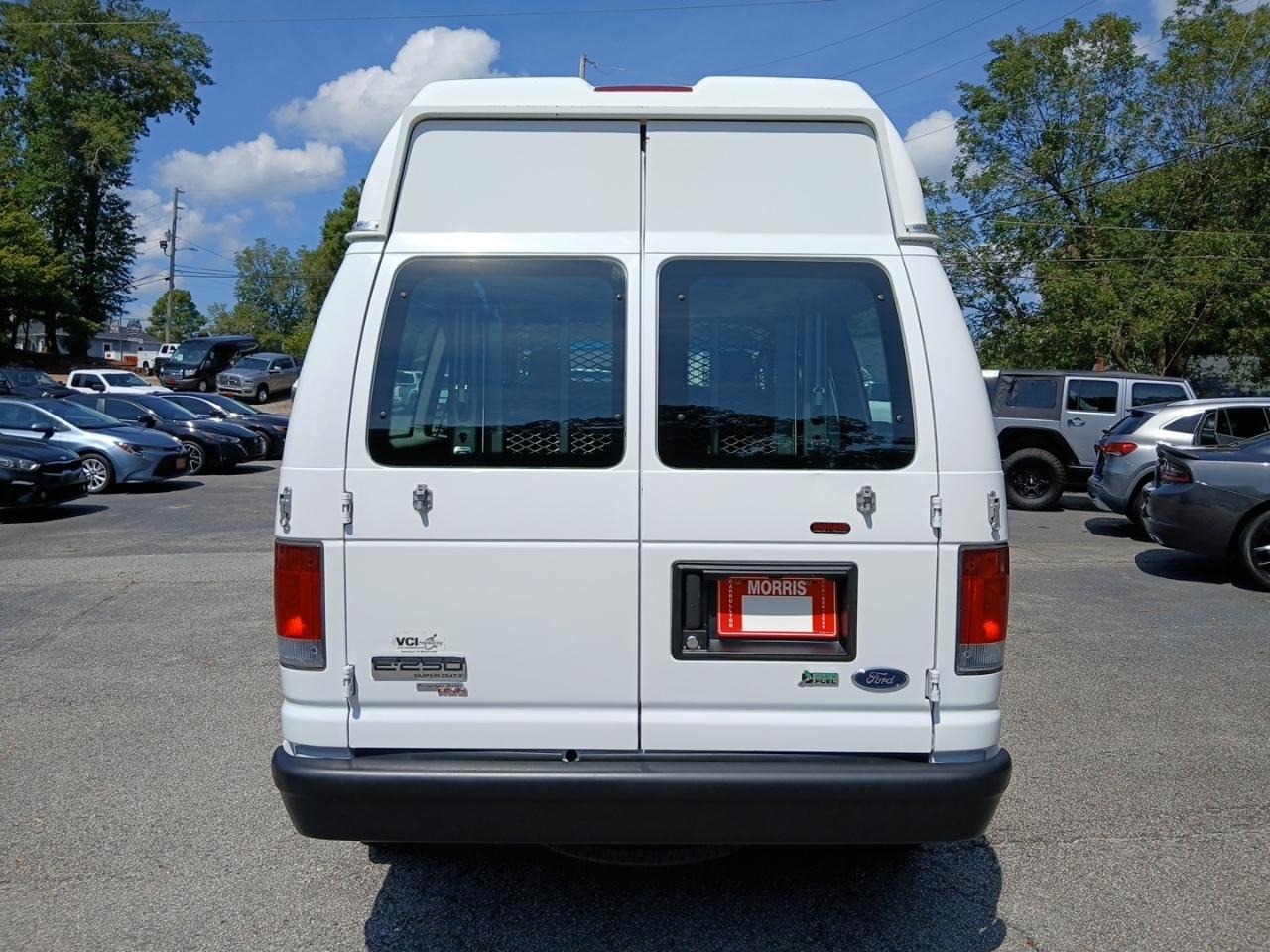 Ford Econoline E-250 2012