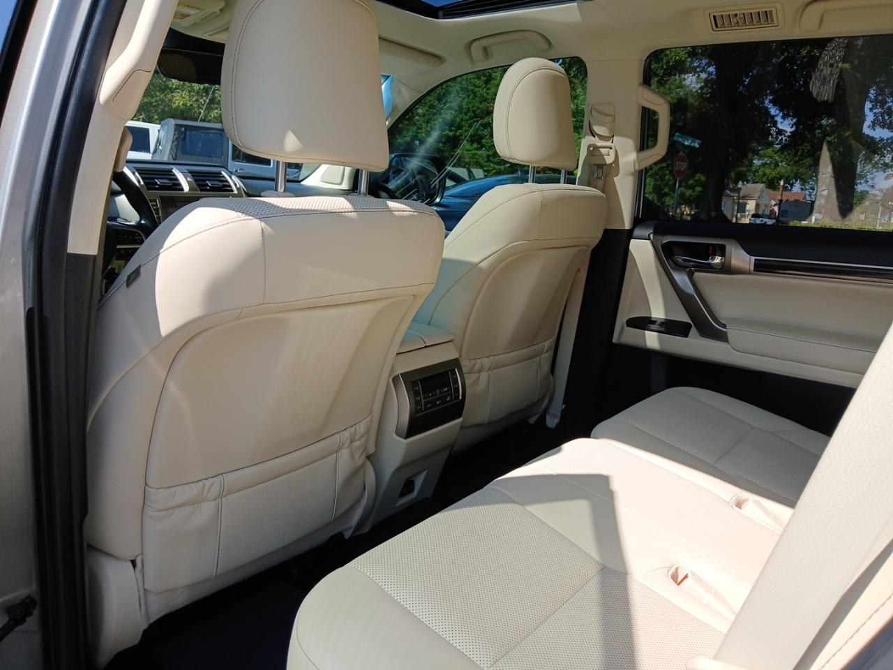 Lexus GX 460 Base 2020