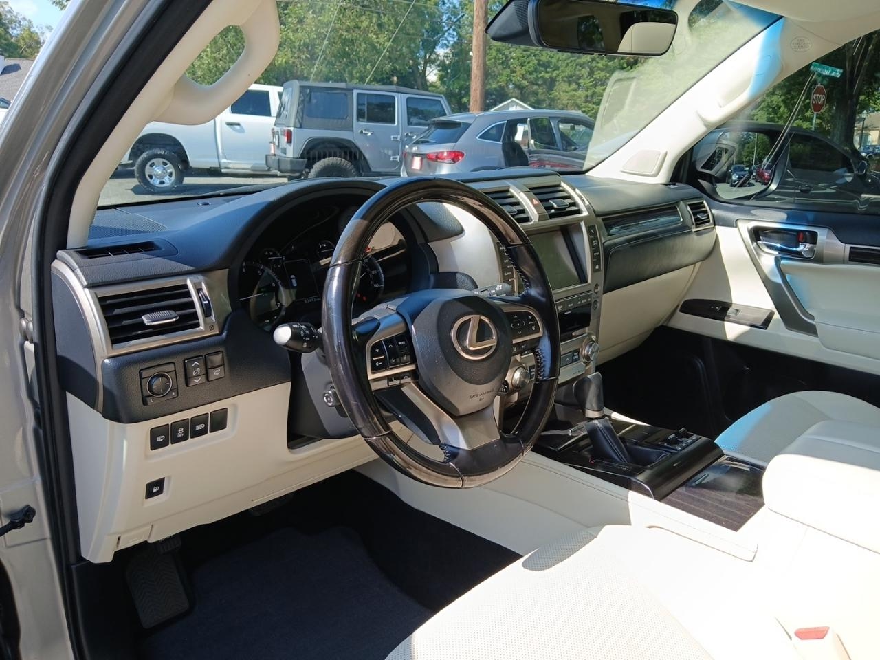 Lexus GX 460 Base 2020
