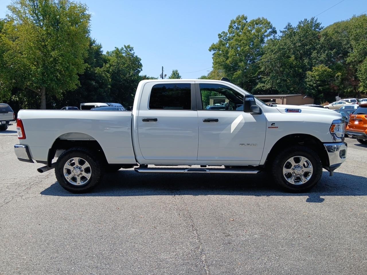 RAM 2500 Tradesman Crew Cab SWB 4WD 2024
