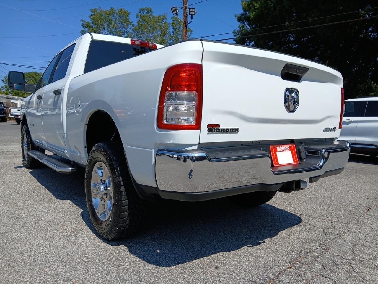 RAM 2500 Tradesman Crew Cab SWB 4WD 2024