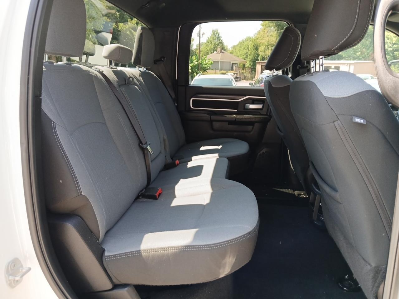RAM 2500 Tradesman Crew Cab SWB 4WD 2024