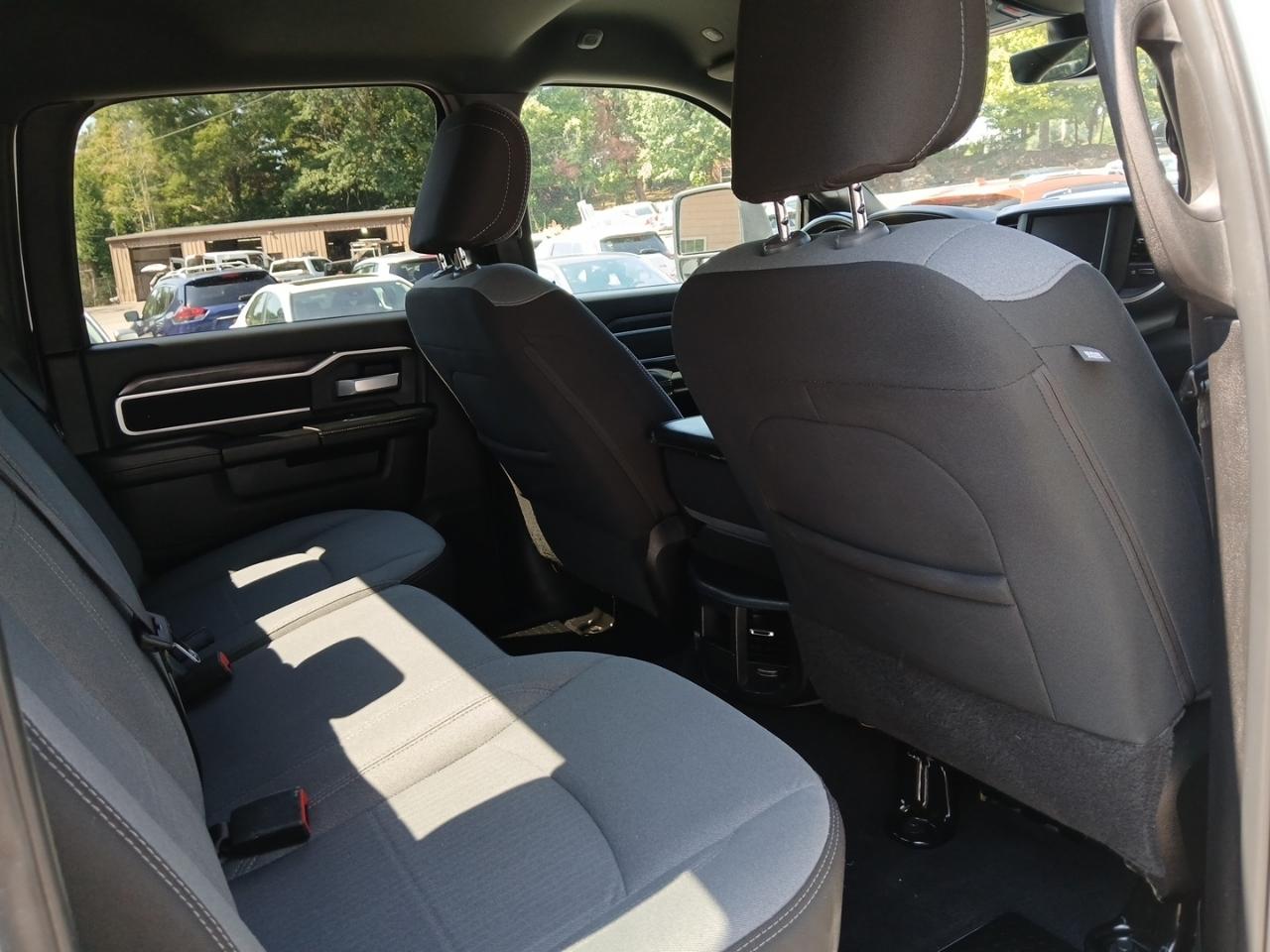 RAM 2500 Tradesman Crew Cab SWB 4WD 2024