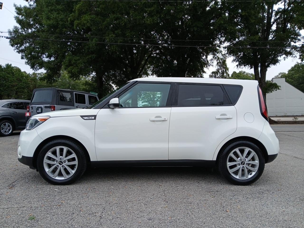 2019 Kia Soul +