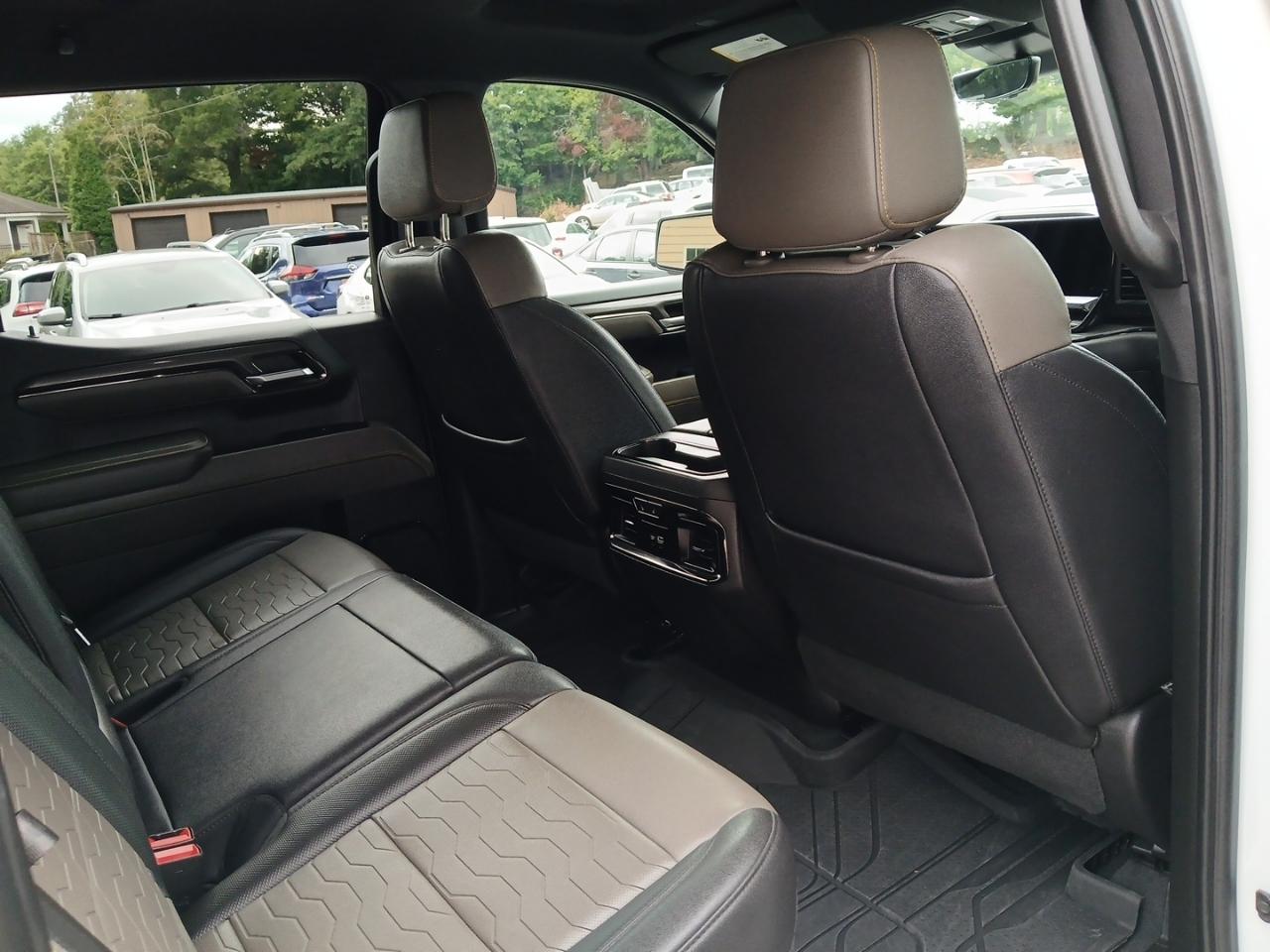 Chevrolet Silverado 1500 ZR2 Crew Cab 4WD 2023