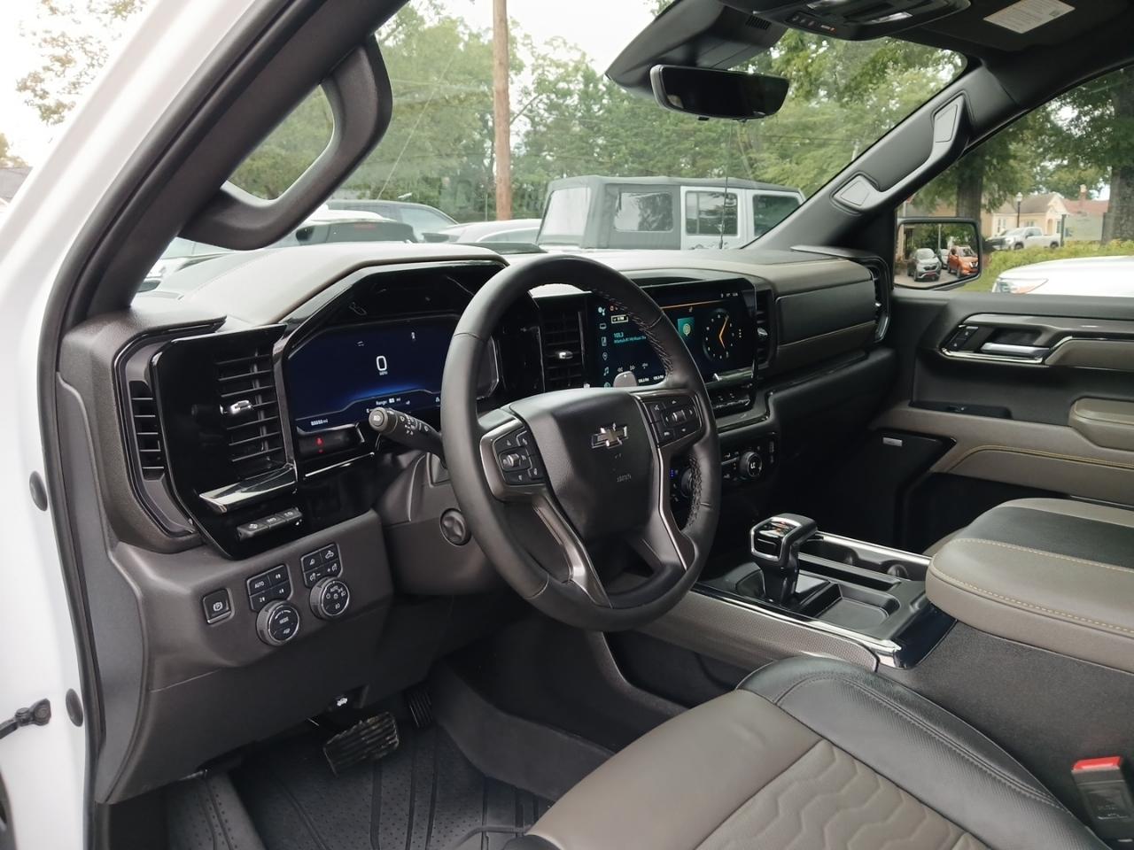 Chevrolet Silverado 1500 ZR2 Crew Cab 4WD 2023