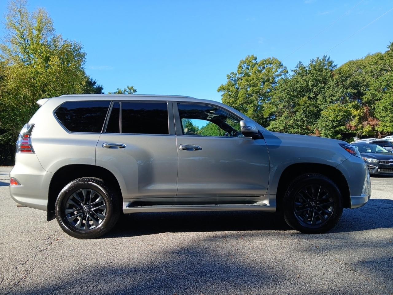 Lexus GX 460 Base 2023