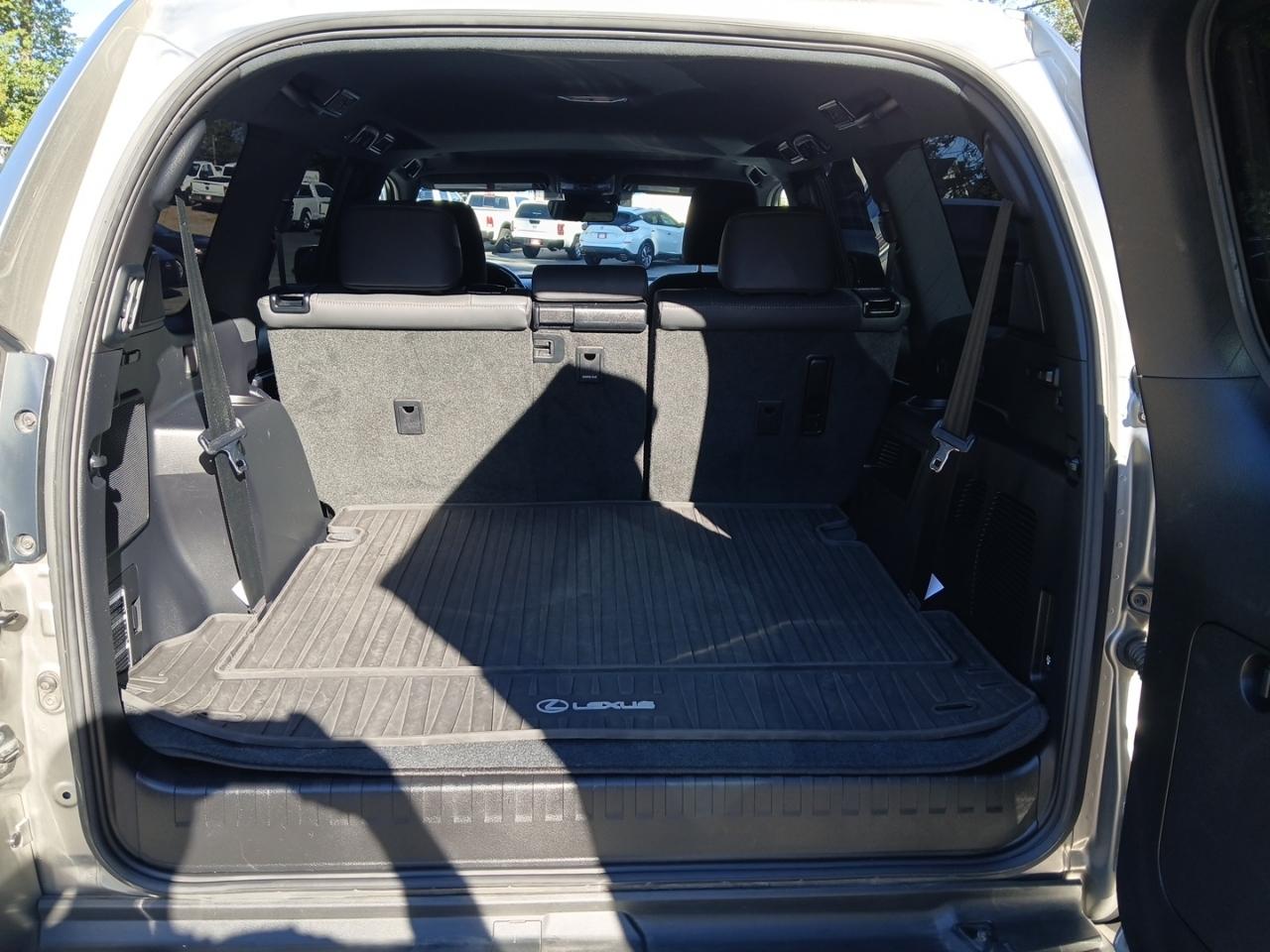 Lexus GX 460 Base 2023