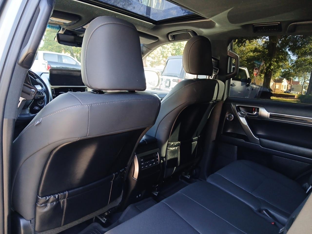 Lexus GX 460 Base 2023