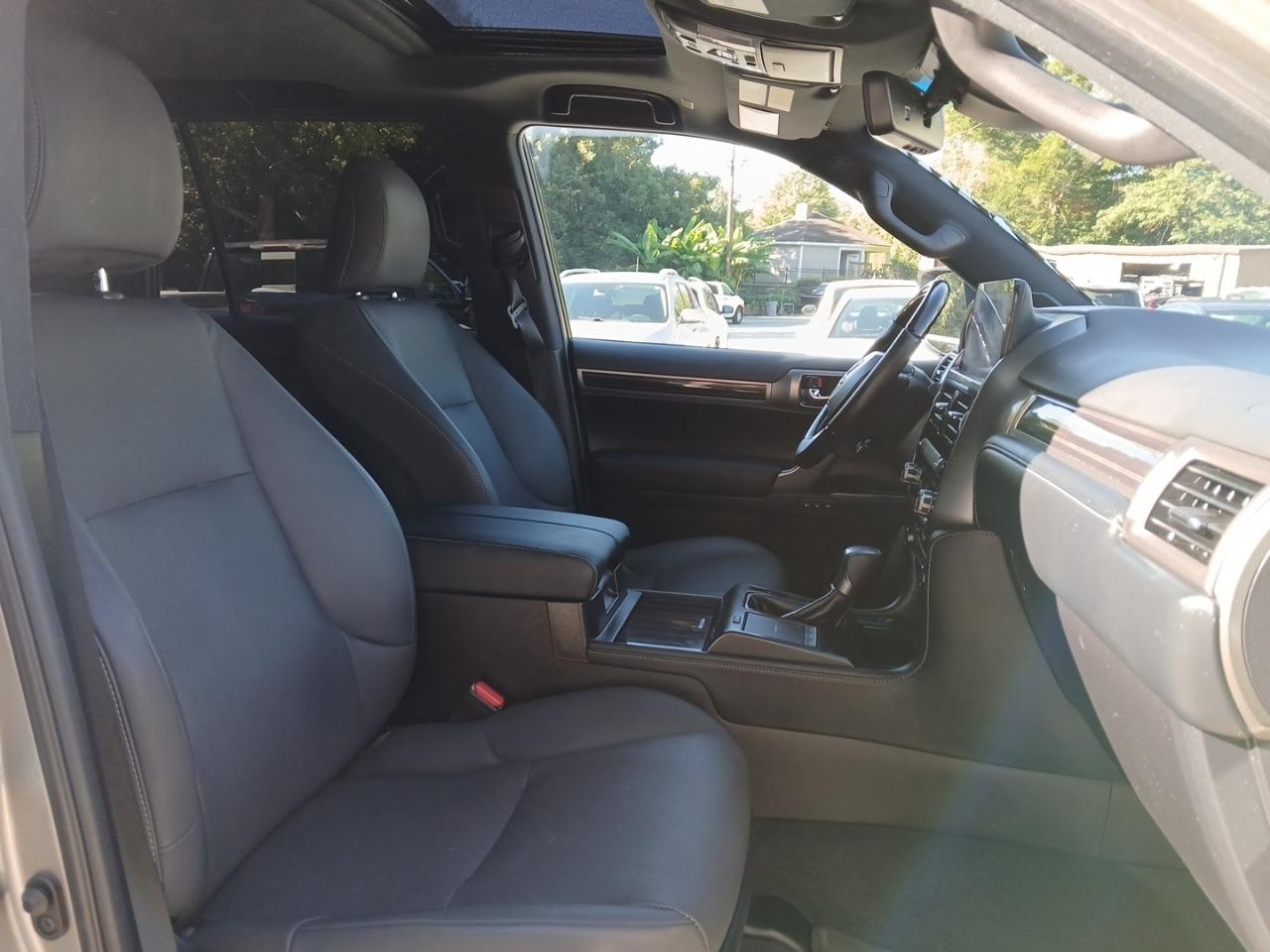 Lexus GX 460 Base 2023