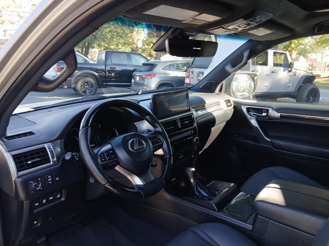 Lexus GX 460 Base 2023