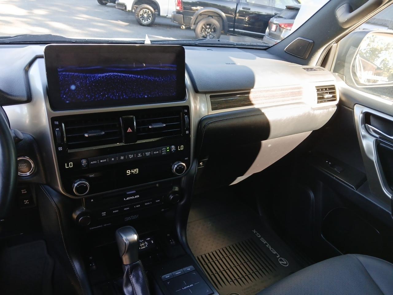 Lexus GX 460 Base 2023