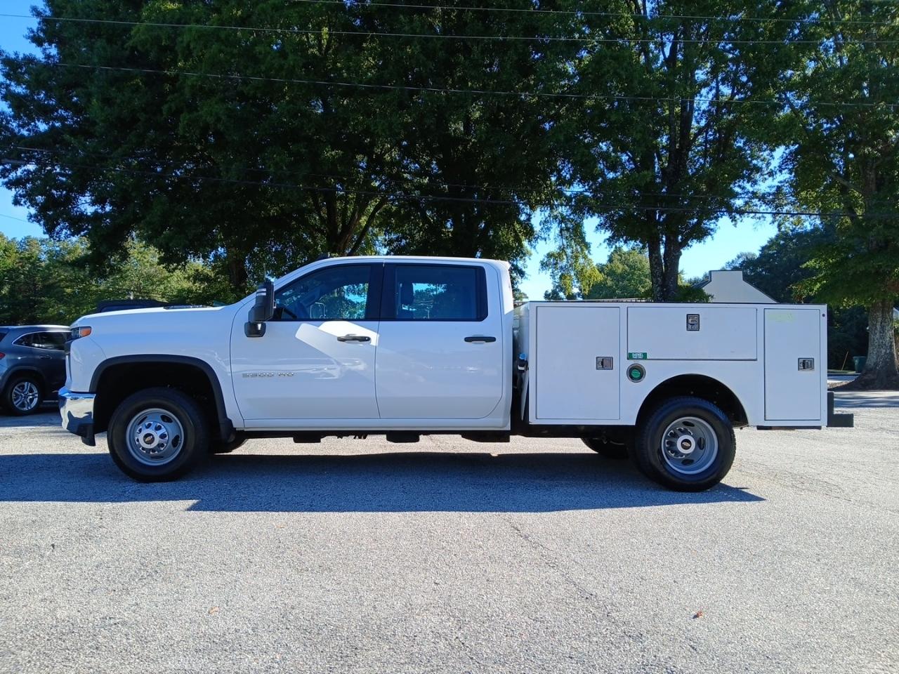 Chevrolet Silverado 3500HD Work Truck Crew Cab 4WD 2023