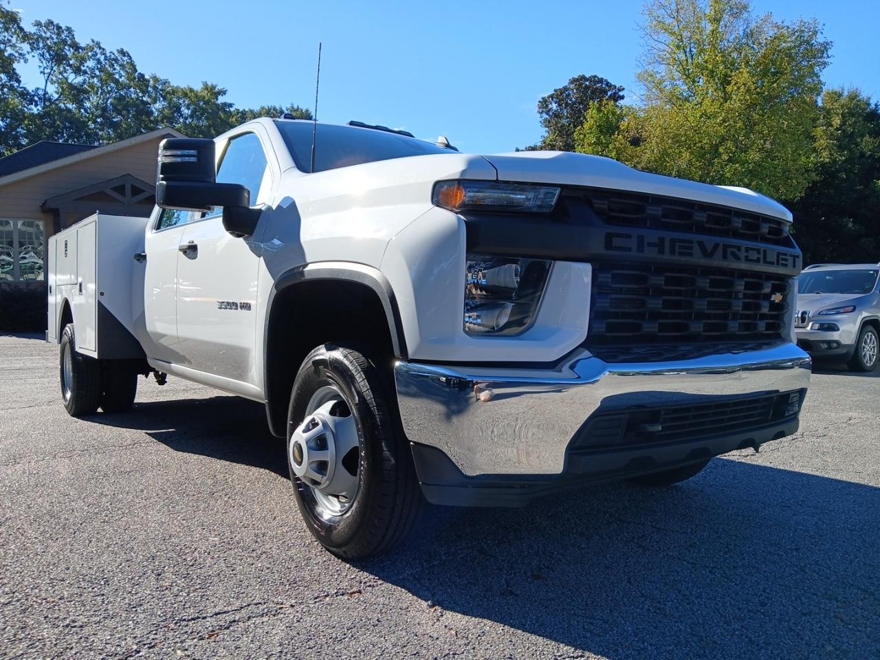 Chevrolet Silverado 3500HD Work Truck Crew Cab 4WD 2023