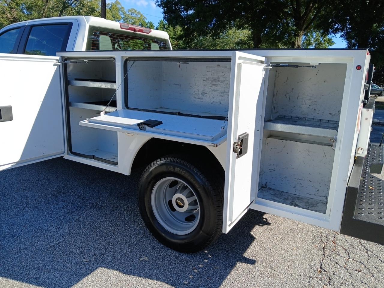 Chevrolet Silverado 3500HD Work Truck Crew Cab 4WD 2023