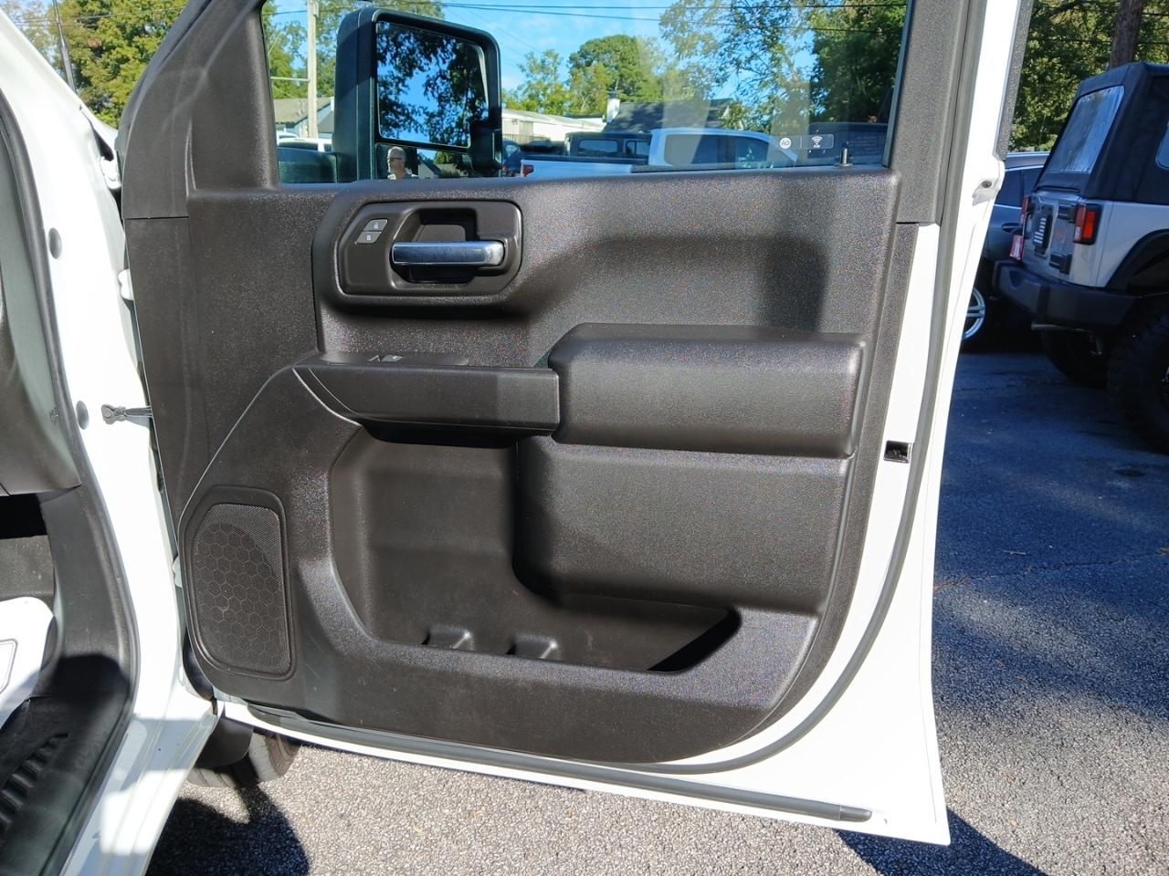 Chevrolet Silverado 3500HD Work Truck Crew Cab 4WD 2023