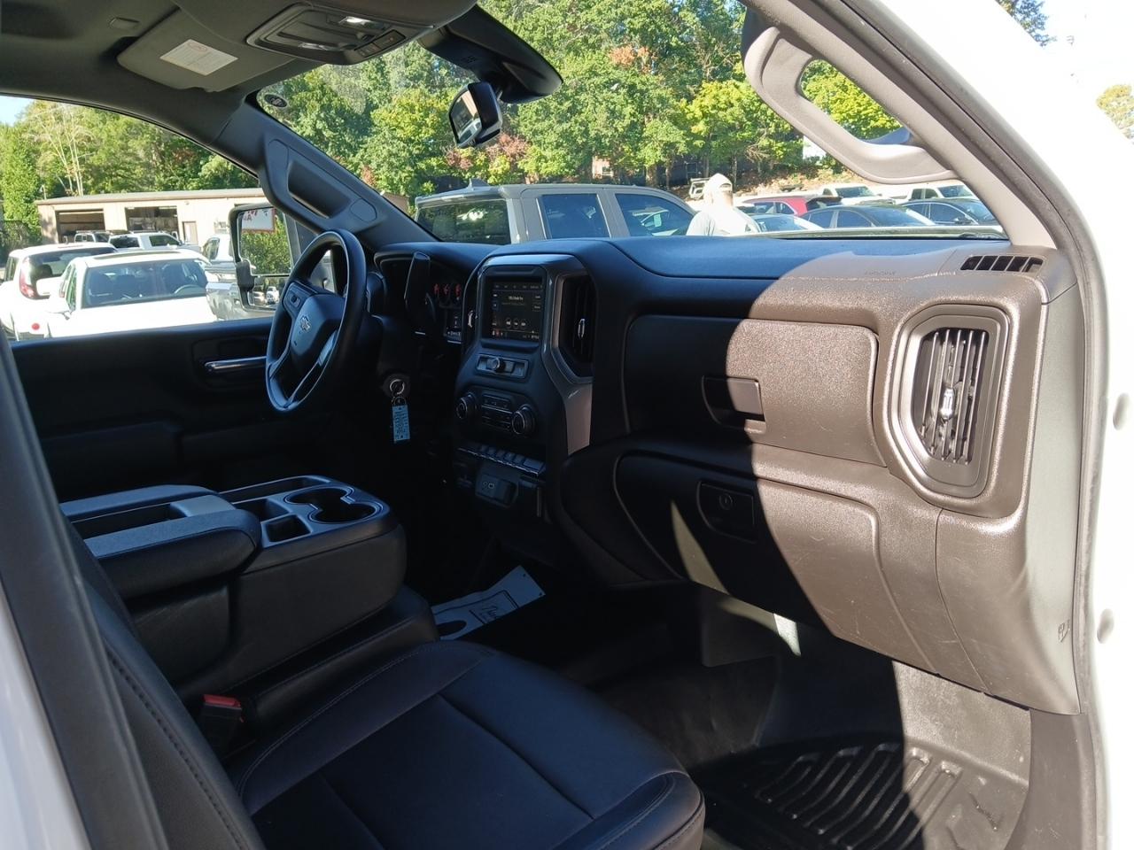 Chevrolet Silverado 3500HD Work Truck Crew Cab 4WD 2023