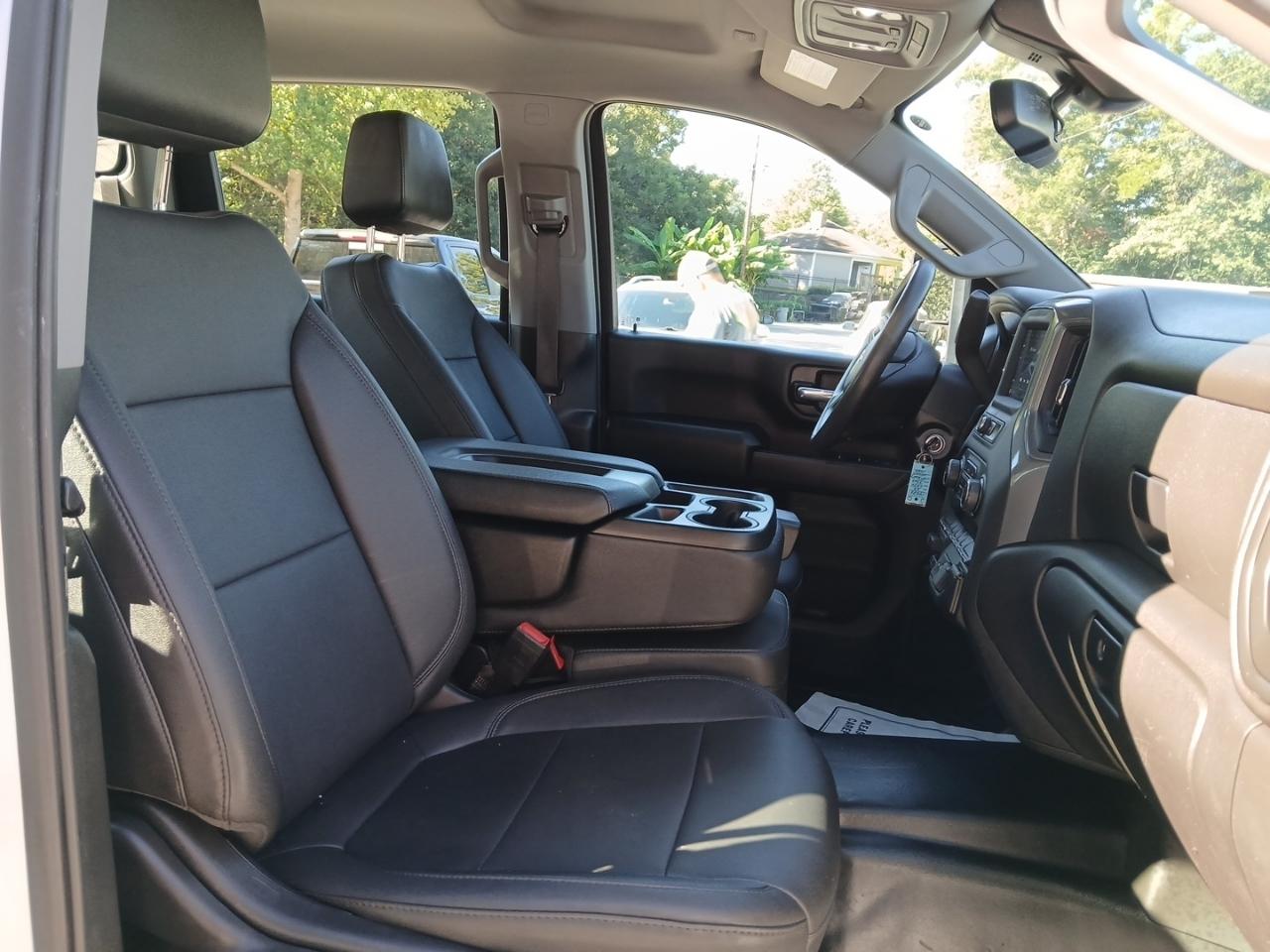 Chevrolet Silverado 3500HD Work Truck Crew Cab 4WD 2023