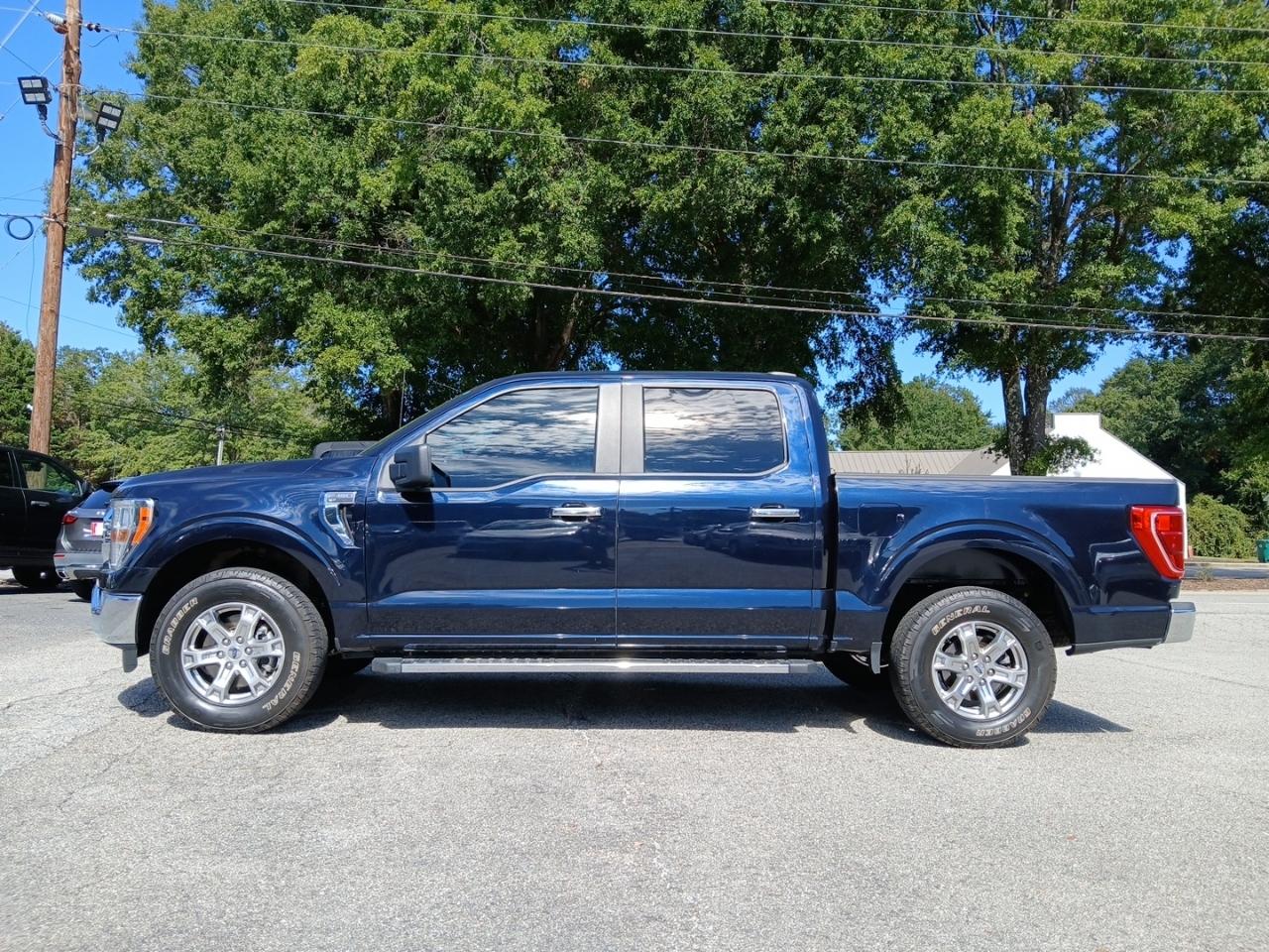 2021 Ford F-150 4WD SuperCrew 145" XLT
