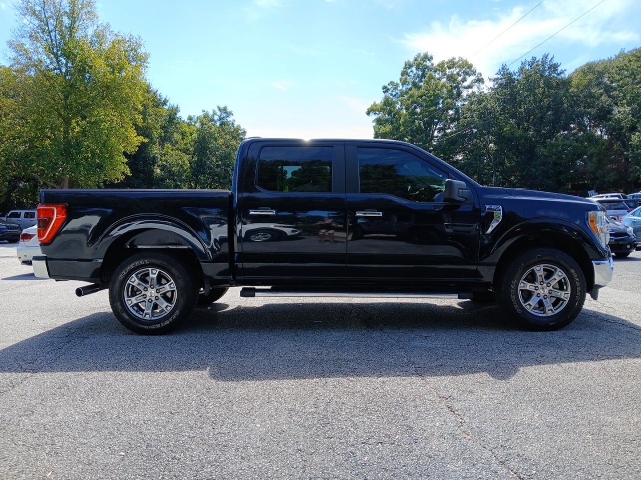 Ford F-150 4WD SuperCrew 145" XLT 2021