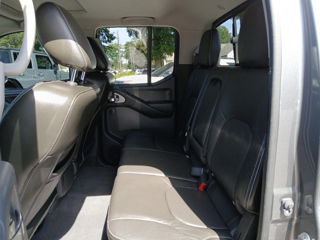Nissan Frontier S Crew Cab 4WD 2021