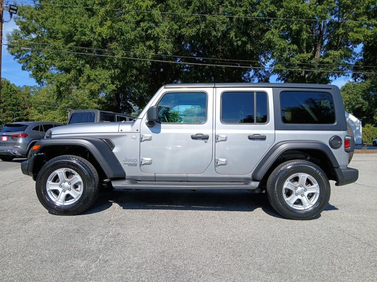 Jeep Wrangler Unlimited Sport 2019