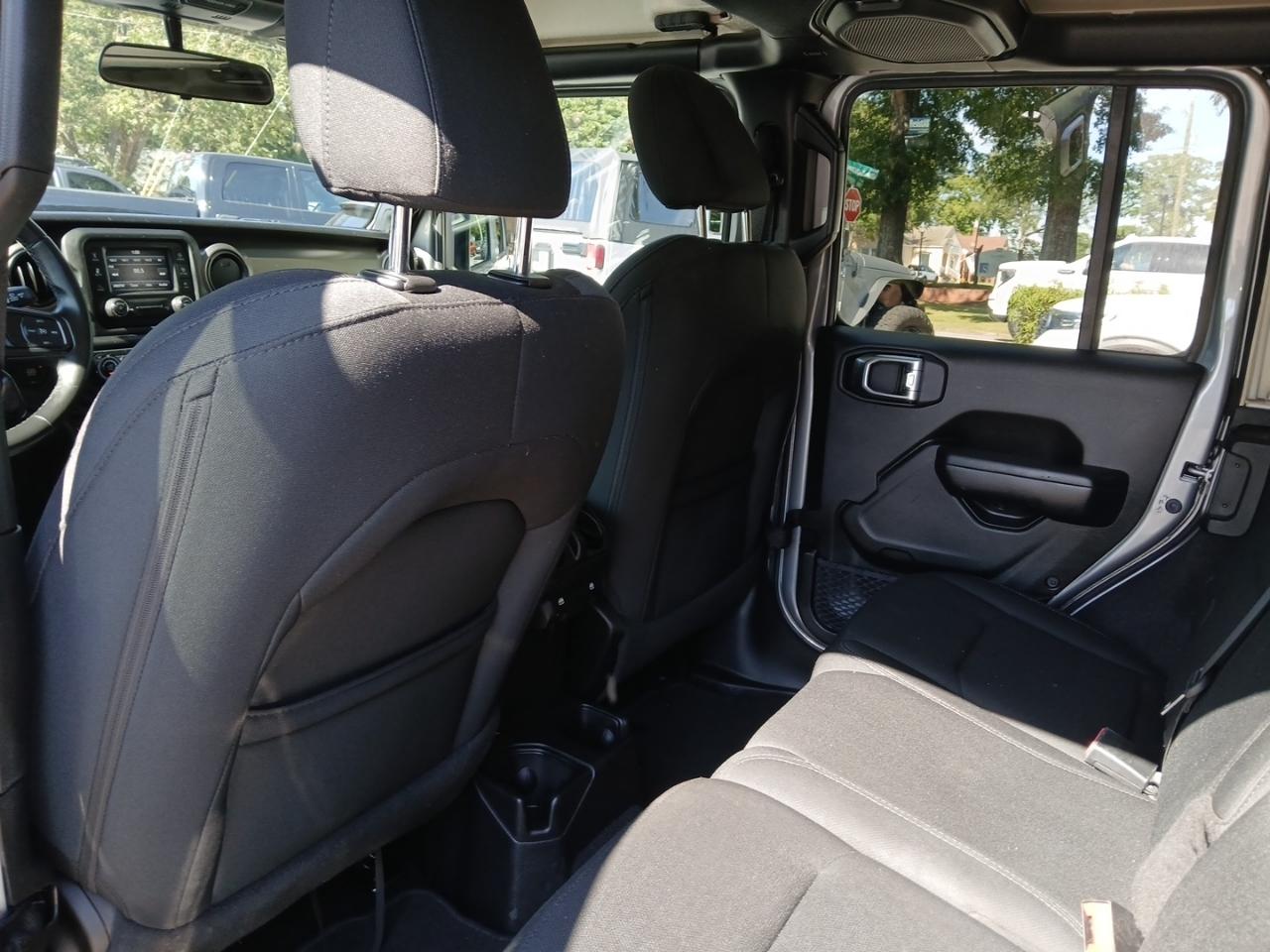 Jeep Wrangler Unlimited Sport 2019