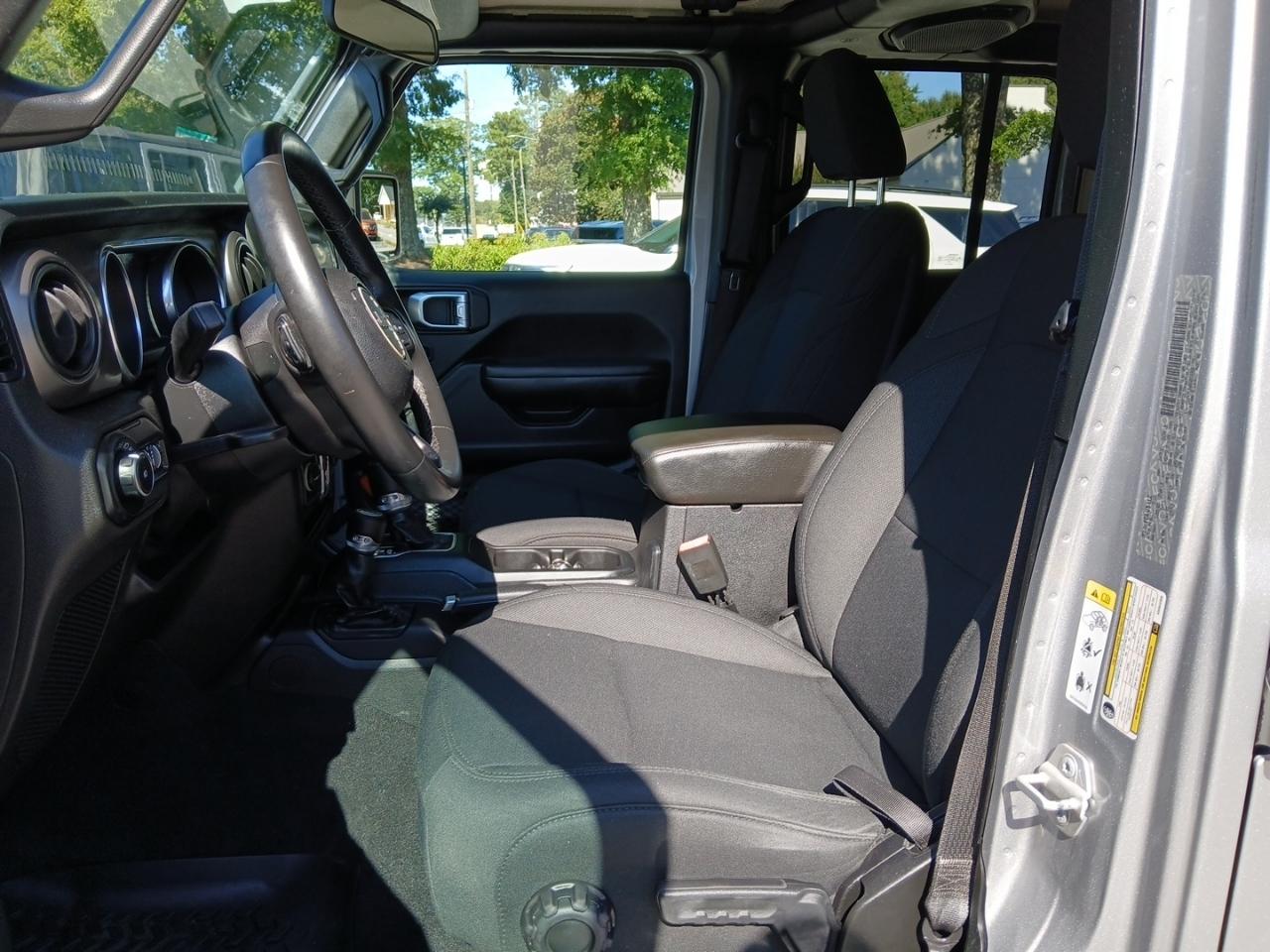 Jeep Wrangler Unlimited Sport 2019