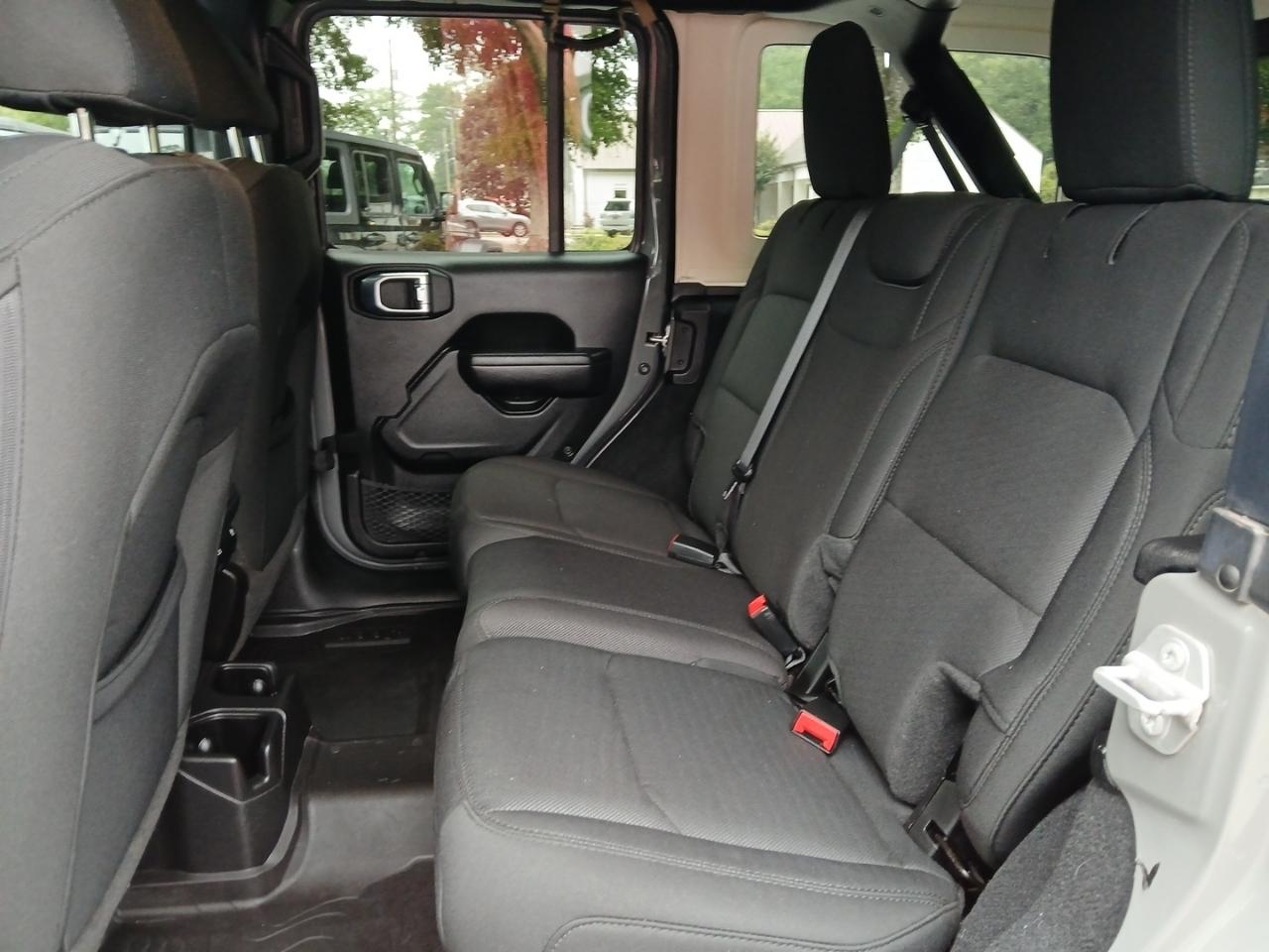 Jeep Wrangler Unlimited Sport 2022