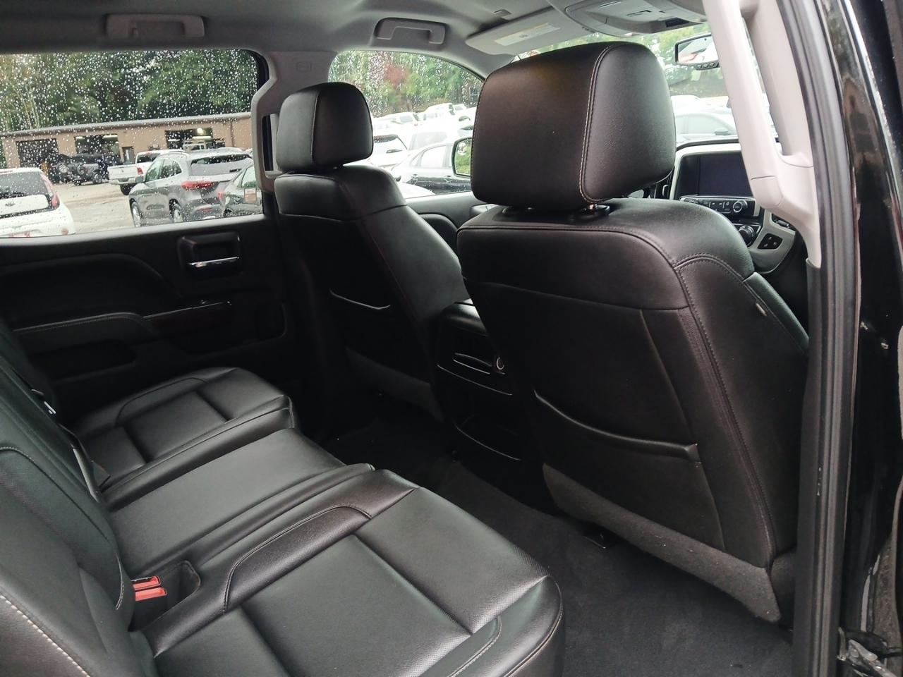 GMC Sierra 1500 4WD Crew Cab 147" SLT 2018