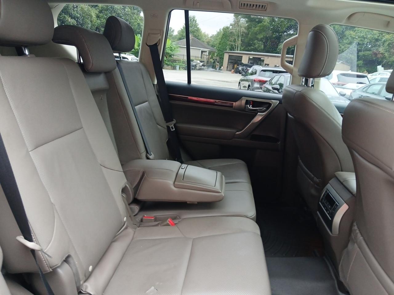 Lexus GX 460 Base 2018