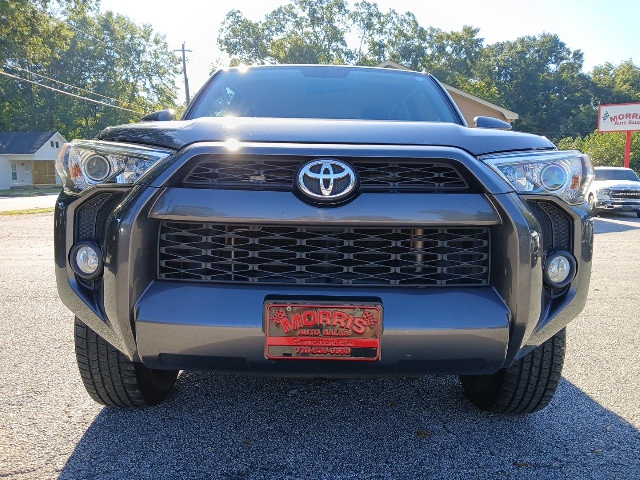 Toyota 4Runner SR5 2WD 2018
